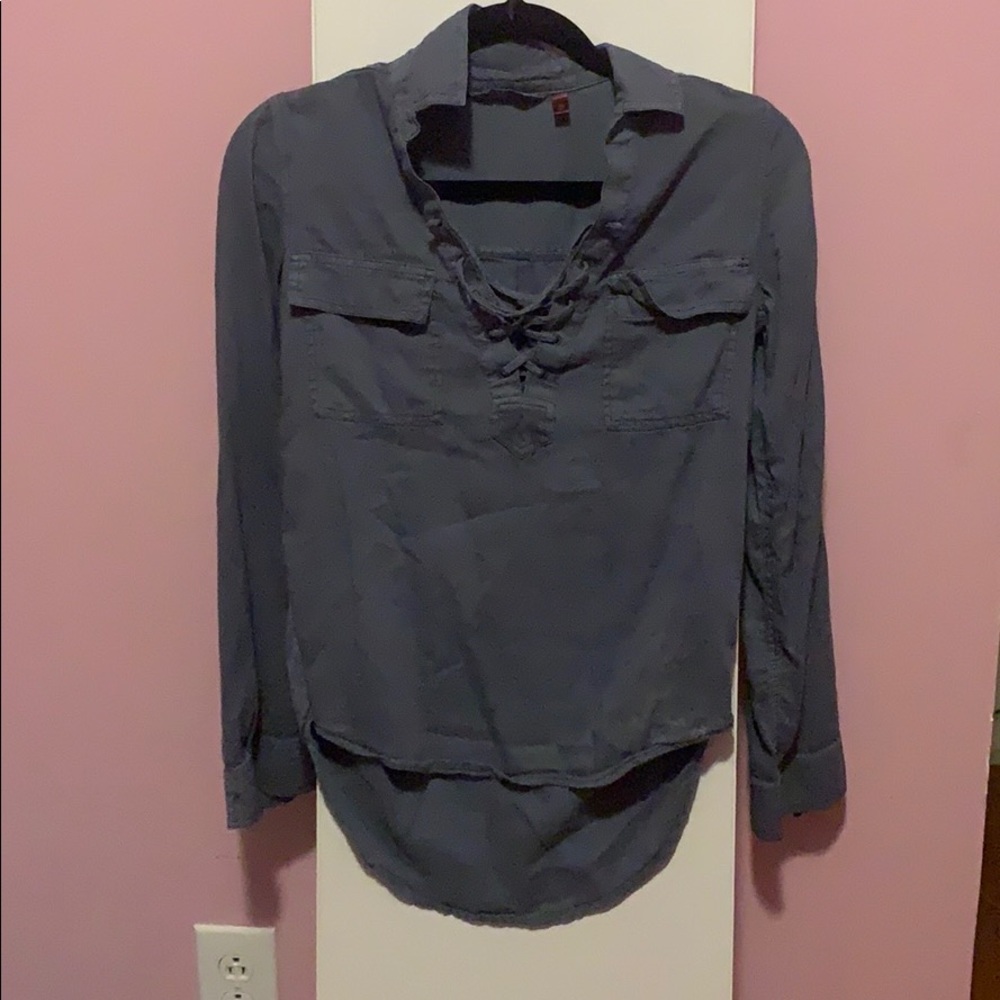 Long sleeve tee